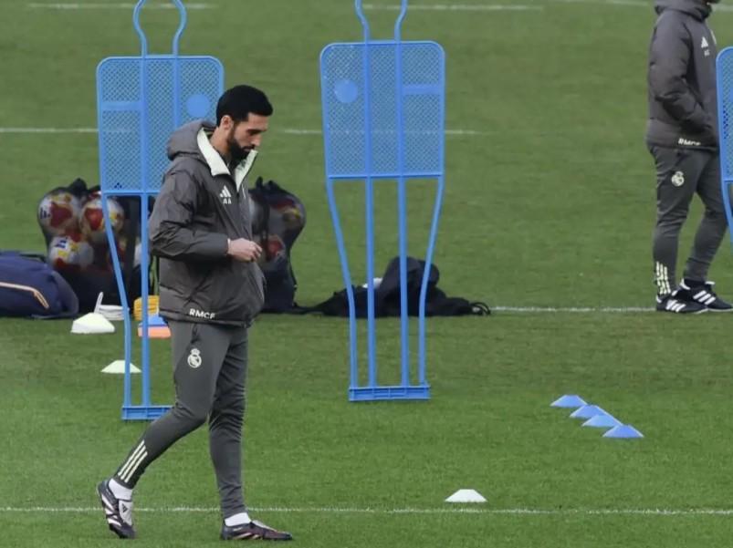 开云官方-马卡：阿韦洛亚并非临时主帅，皇马已与其签约至下赛季