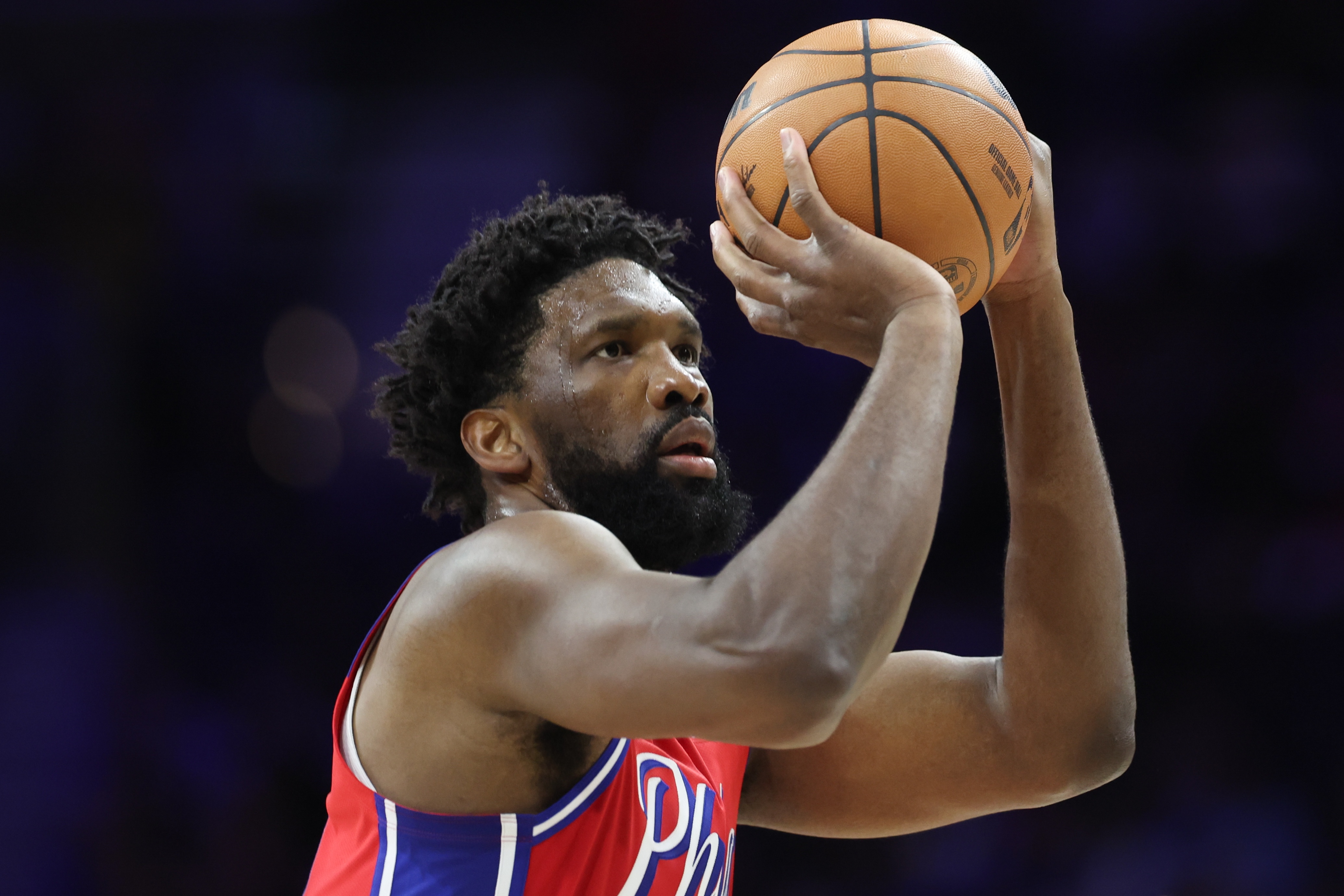 下载开云-76人客战黄蜂 恩比德与乔治因伤病管理均将缺席